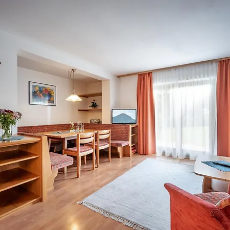 Foidl * St. Johann in Tirol