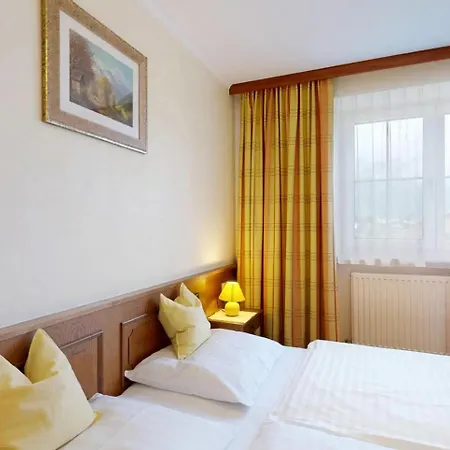 Foidl * St. Johann in Tirol